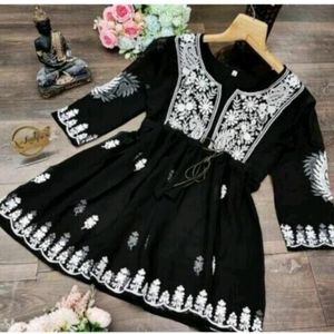 Short Chikankari Kurti