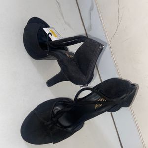 Black brand New With Tag High Heels