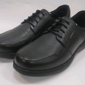 Classy Formal Leather shoes size 8 🔥