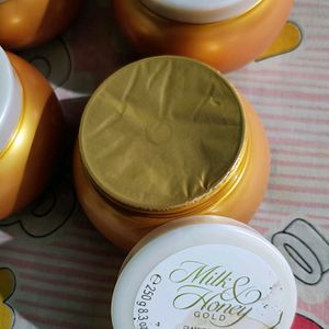 Oriflame Milk And Honey Body Cream