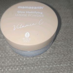 Mamaearth Glow Mattiying Loose Powder