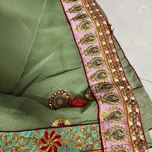 Very Beautiful Heavy Work Saree 💚😍