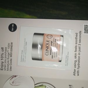 Clinique Moisture Surge