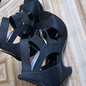 Black Heel Sandle