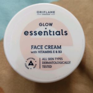 Glow Essential Face Cream