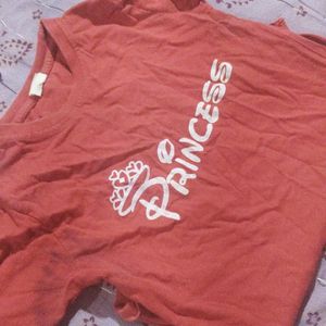 round neck princess sticker tshirt