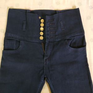 High Waisted Jeans