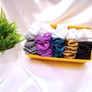 Dual Color Scrunchies