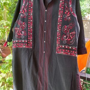 Jacket Embroidered Black Kurta