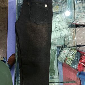 Damage Jeans