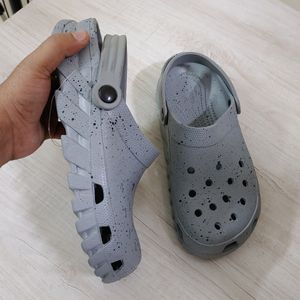 New Trendy & Fashionable Clogs Size -7