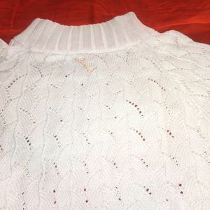 Women Woolen White Top For Winter's