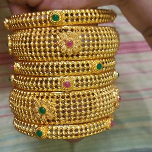 Golden Bangle Set