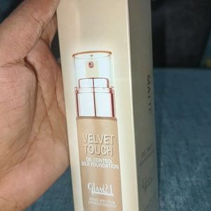 Glam21 Matte Oil Free Silk Foundation