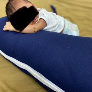 Breast Feeding Pillow