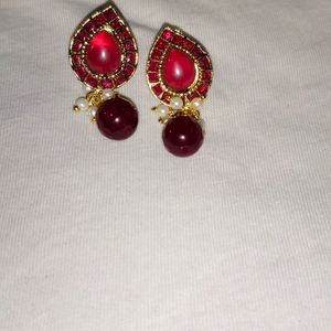 Kundan Pendant And Earings