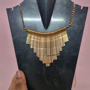 2 Necklaces For Pritam