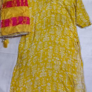 Kurti With Dupatta