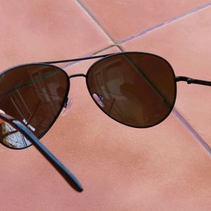 BRAND NEW Aviator Sunglasses 🕶️