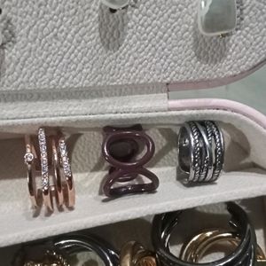 Jewellery Organiser With Jewelries