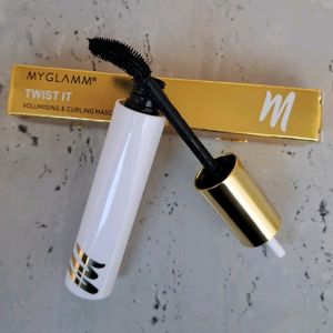 Myglamm Twist It Volumizing And Curling Mascara