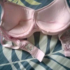 🍒Soft Padded Pink Colour💗