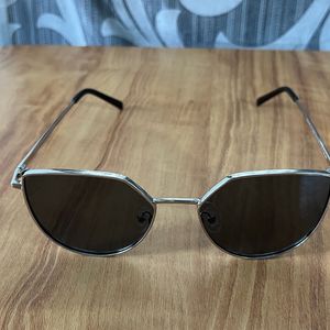 VINCENT-CHASE by Lenskart Cat-Eye Sunglasses