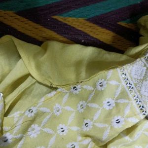 Women's Embroidery Kurti