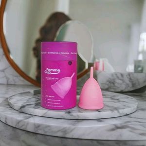 REUSABLE MENSTRUAL CUP