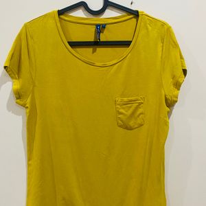 Mustard Branded Top Size M