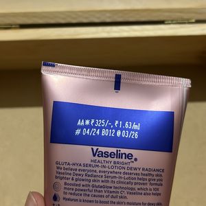 Vaseline Gluta Hya Serum In lotion 200ml