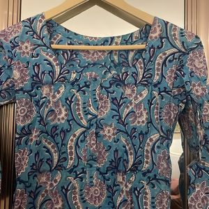 Beautiful Cotton Blue Floral Short Kurta