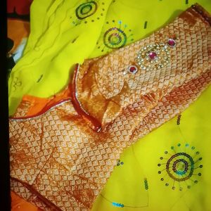 Totally Goods Are Not Images Saree With Blouse