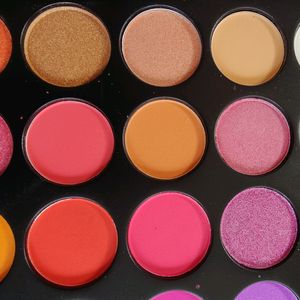 Mac- Eye Shadow Palatee