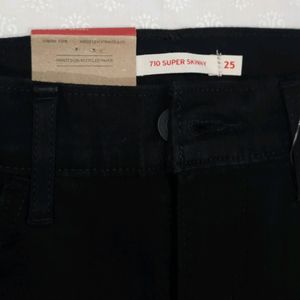 Levis 710 Super Skinny Jeans Size 25