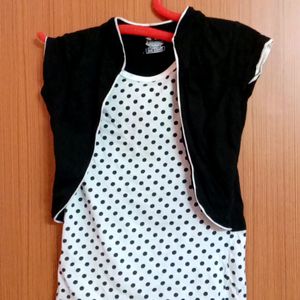 A Black And White Colour T-shirt for girls