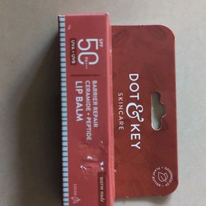 Dot & Key Barrier Repair Lipbalm