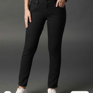 Roadster Black Jeans