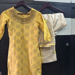 Banarasi Kurta Set With Dupatta