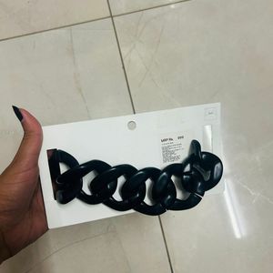 H&M Black Choker Chain