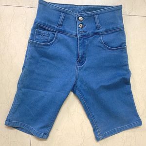 Ladies Casual Wear Denim Shorts For Women.