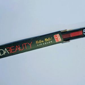 Huda Beauty Molten Matte Lip Colour 5 In 1 Lipstic