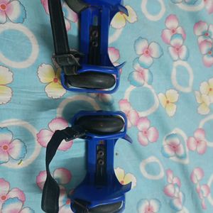 Adjustable Shoe Scates