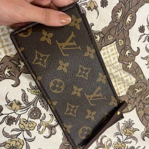 LV dupe mini wallet/ pouch (slight defect)