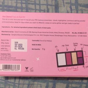 Myglamm Face And Eyeshadow Palette Kit