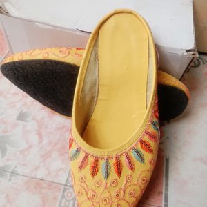 Juti For Women (Yellow)