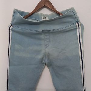 Light Blue Jeans/jeggings | Price: 290 Coins/ 100 Rupees | Brand: Wavelength | Size: 30 | Slight Mark Of Adhesive On Left Back Area | Zip And Button In Perfect Condition | Checkout My Profile For More