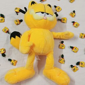 GARFIELD OG PLUSHIE