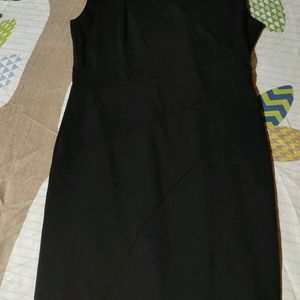 Sleeveless Black Occasion Wear Dress