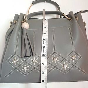 Grey Handbag 👜